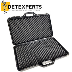 Universal detector case